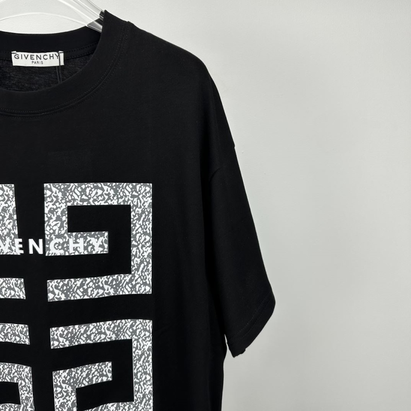 Givenchy T-Shirts